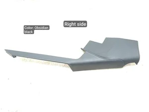 Aston Martin MY83-31112-ACW, MY83-5431A26-AA / MY8331112ACW, MY835431A26AA DBX 2021 Lining, pillar d right side