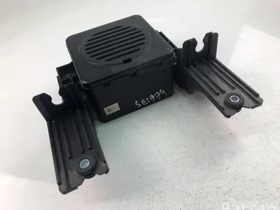 Hyundai K4963-91000 / K496391000 KONA 2020 Amplificateur audio - Image 1