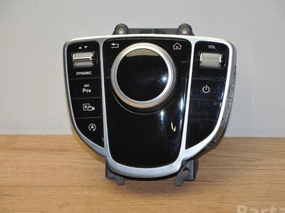 Mercedes-Benz A2139008510 ; A2139056603 ; A213905950 / A2139008510, A2139056603, A213905950 E-CLASS (W213) 2016 Interface multimédia avec unité de contrôle - Image 1