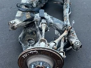 Tesla 1044575-00-B / 104457500B MODEL 3 2019 poutre d'essieu arrière