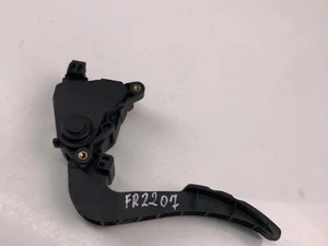 Renault 180020000R MEGANE IV (B9A/M_) 2016 Pédale d'accélérateur