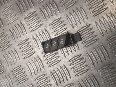 Toyota 15F634 RAV 4 V 2021 Memory schalter für Sitzverstellung - Bild 1