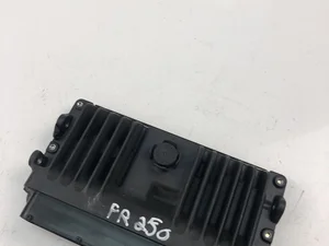 Toyota 89661-K0082 / 89661K0082 YARIS (_P13_) 2021 Unidad de control del motor