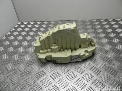 Mercedes-Benz 450711631L S-CLASS (W221) 2008 Serrure de porte - Image 1