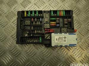 BMW 6828076 X3 (G01) 2018 Caja de fusibles