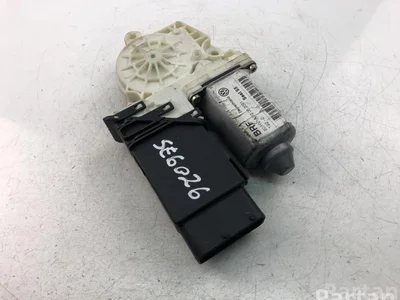 Volkswagen 1C1959802A BORA (1J2) 2003 Moteur de lève-vitre - Image 1