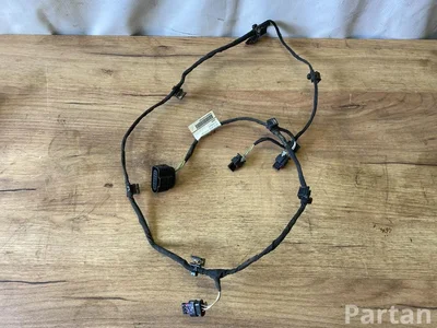 Škoda 57A971104 KAROQ (NU7) 2019 Harnais systèmes de stationnement - Image 1