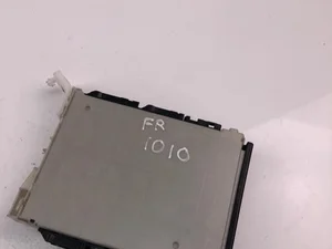 Toyota 82730-02P80A / 8273002P80A COROLLA ( E210) Sedan 2019 Caja de fusibles