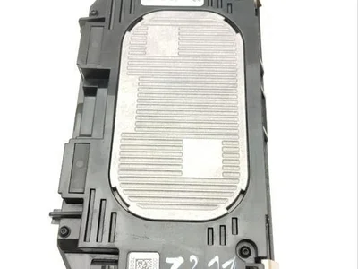 BMW 6827189 7 (G11, G12) 2016 Bouton de chargement sans fil - Image 1