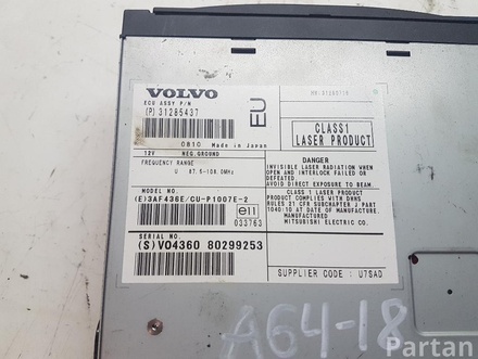 VOLVO 31285437 C70 II Convertible 2008 DVD changer