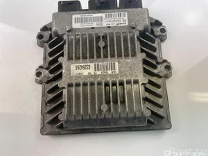 Peugeot 9651942480; 9647423380 / 9651942480, 9647423380 307 Break (3E) 2005 Unité de contrôle moteur