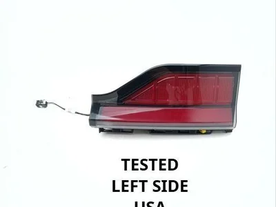 Jeep 68619125AA, P68619125AA Wagoneer/ Wagoneer L WS 2023 Lampy tylne z lewej USA - Obraz 1