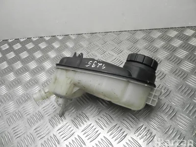 Mercedes-Benz A 246 500 00 49 / A2465000049 CLA Coupe (C117) 2015 Vase d'expansion du liquide de refroidissement - Image 1