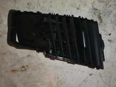 BMW 7059187-12 / 705918712 1 (E81) 2008 Prise d'air / Conduit d'air d'admission - Image 1