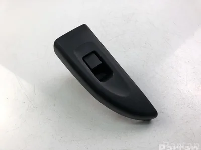 Subaru S73502980 IMPREZA Coupe (GFC) 1999 Bouton de lève-vitre - Image 1