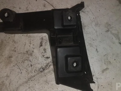 Volvo 30678650 V70 II (SW) 2007 Support pour pare-chocs - Image 1