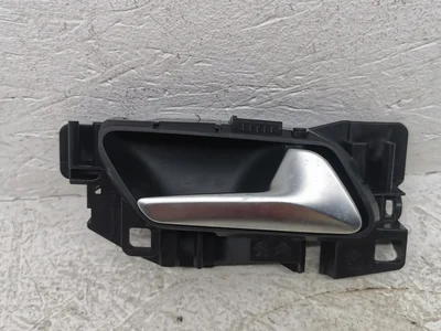 Opel 2021064004, 2021064002 Astra L Hatchback 2023 Poignet de porte - Image 1