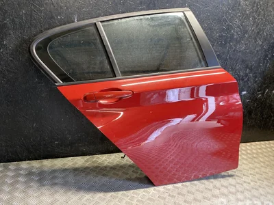 BMW 1 (F20) 2015 Дверь сзади справа - Изображение 1