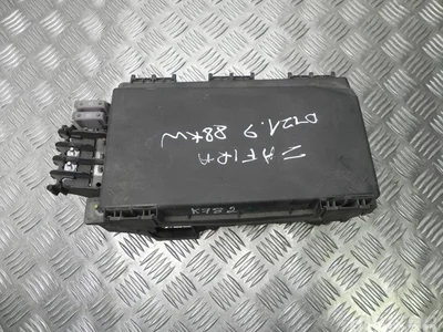 Vauxhall 13125865 ZAFIRA Mk II (B) (M75) 2009 Boîte à fusibles - Image 1