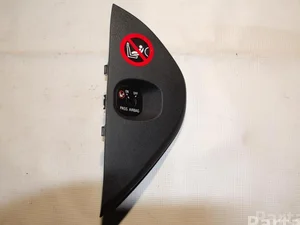 Volvo 30755646 XC60 2011 Garniture de panneau latéral