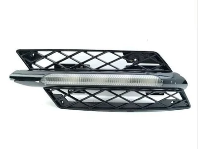 Mercedes-Benz A2318850174 SL (R231) 2013 światła do jazdy dziennej LED/DRL - Obraz 1