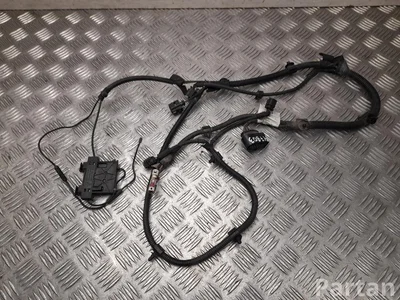 Porsche 970 612 562 00, 970 647 053 00 / 97061256200, 97064705300 PANAMERA (970) 2015 Cable de antena - Imagen 1