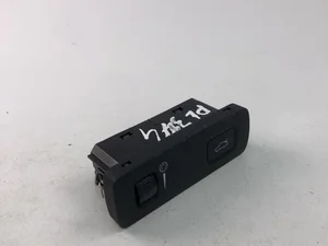 Volvo P31443873 XC60 II (246) 2020 Botón del maletero