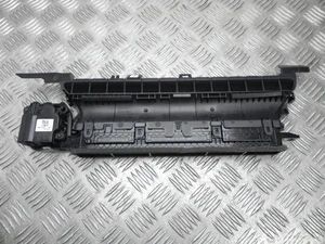 Tesla 1083320-00-F. 1083320-00-F / 108332000F108332000F Model Y 2022 Évent