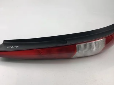 Ford 1S71-13A603-CC / 1S7113A603CC MONDEO III (B5Y) 2004 Feu arrière - Image 1