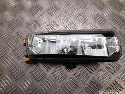Land Rover CK52-15200-AC / CK5215200AC RANGE ROVER IV (L405) 2013 Projecteur antibrouillard - Image 1