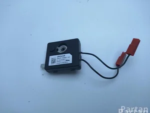 Jaguar 8X23-18K891-AA / 8X2318K891AA XF (X250) 2011 Amplificateur d'antenne