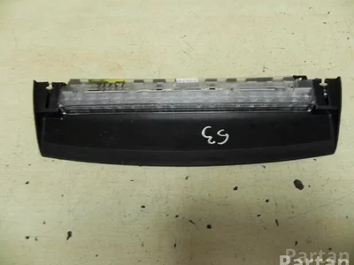 Audi 4G5 945 097 B / 4G5945097B A3 (8V1, 8VK) 2014 Feu de freinage - Image 1