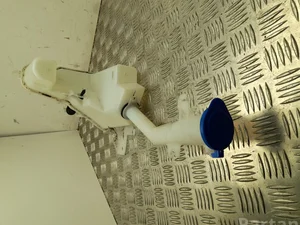 Ford USA LJ8B-17B613-BG / LJ8B17B613BG Mustang Mach-E 2023 Réservoir d'eau de nettoyage