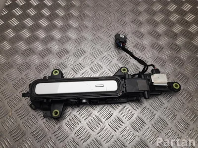 Land Rover K8D2-22401-AG / K8D222401AG Range Rover Evoque II L551 2023 Klamka drzwi z przodu z lewej - Zdjęcie 1