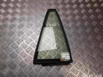 Toyota 68188-42070, 43R-00122 / 6818842070, 43R00122 RAV 4 V 2020 Vitré fixe de porte Right Rear - Image 1