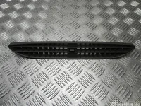 Audi 4B0 819 635 / 4B0819635 A6 Avant (4B5, C5) 2000 Grillades