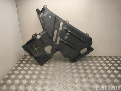 BMW 9465835 2 U06 Active Tourer 2022 Protección inferior del motor - Imagen 1