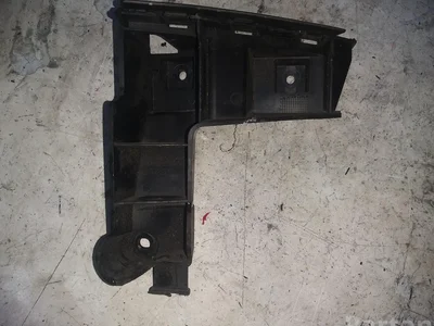 Volvo 30678651 V70 III (BW) 2011 Support pour pare-chocs Right Rear - Image 1