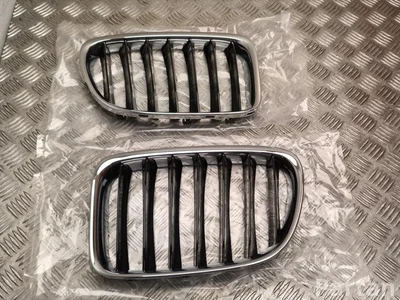 BMW 51117347670 X1 (E84) 2015 Grill - Image 1