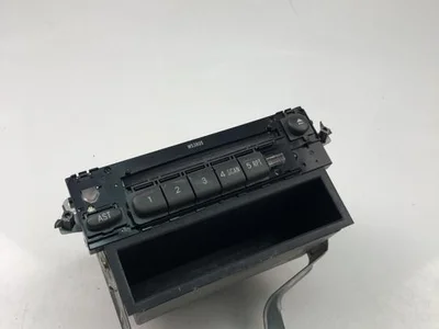 Toyota 86120-0D030 / 861200D030 YARIS (_P1_) 2005 Radio / lecteur CD - Image 1