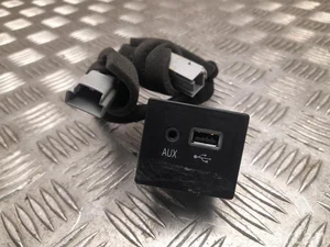 Maserati 61571C3394 GHIBLI (M157) 2015 Input device AUX USB