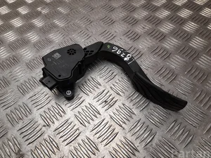 Renault 180022038R KANGOO III 2021 Pédale d'accélérateur