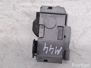 Mercedes-Benz A2048704458, A2048800260 C-CLASS (W205) 2015 Bonnet Lock