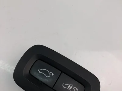 Volvo 31427330 S90 II 2017 Commutateur multiple - Image 1