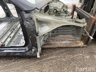 Tesla Model Y 2025 Body quarter Right Front - Image 1