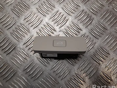 Volvo 32350332, P32350332 XC60 II (246) 2024 Bouton du coffre à bagages - Image 1