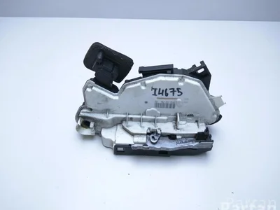 Volkswagen 5K2 837 016 B / 5K2837016B GOLF VI (5K1) 2010 Serrure de porte - Image 1