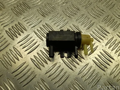 Mercedes-Benz A0101534528 GLE (C167) Coupé 2021 Valve magnétique - Image 1