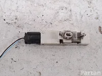 Mazda KD47676NXA CX-3 (DK) 2018 Antenos stiprintuvas