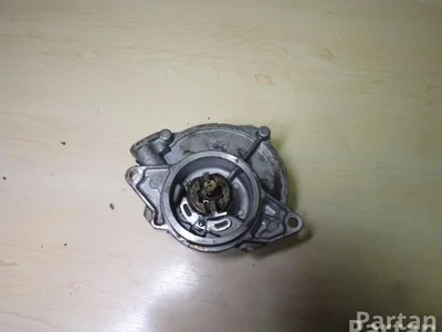 Audi 057 145 100 AE / 057145100AE A6 Allroad (4FH, C6) 2007 Pompe à vacuum - Image 1